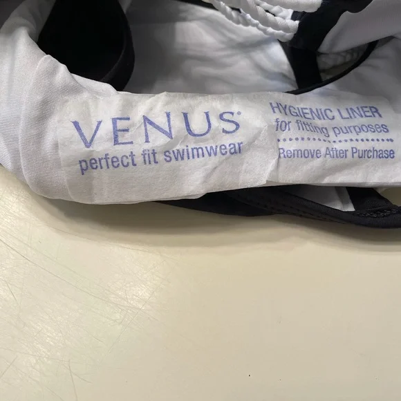 💙🤎🖤NEW Venus 2 piece swimsuit. - Picture 2 of 4